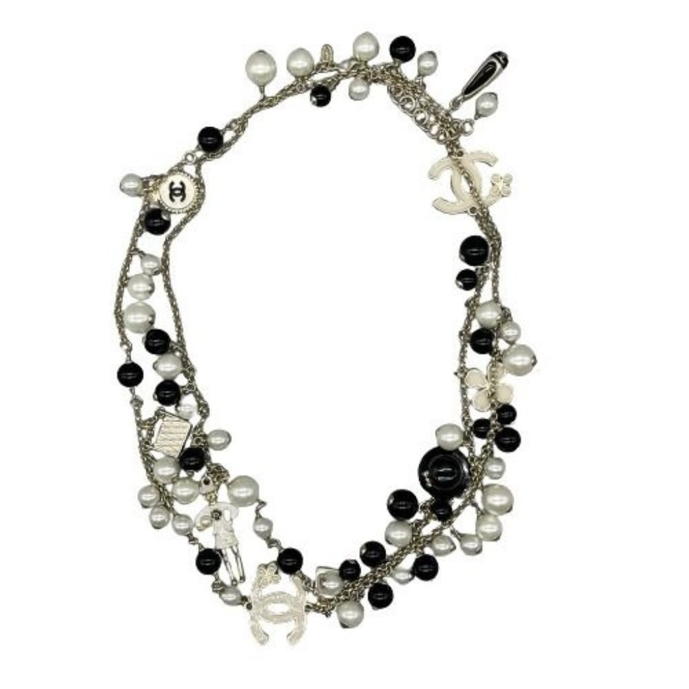 CHANEL Pearl and Black Beaded Belt